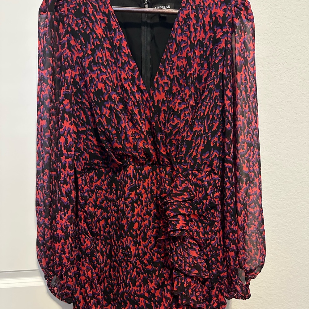 Express - Women’s L Dress, patterned long-sleeve with ruffles